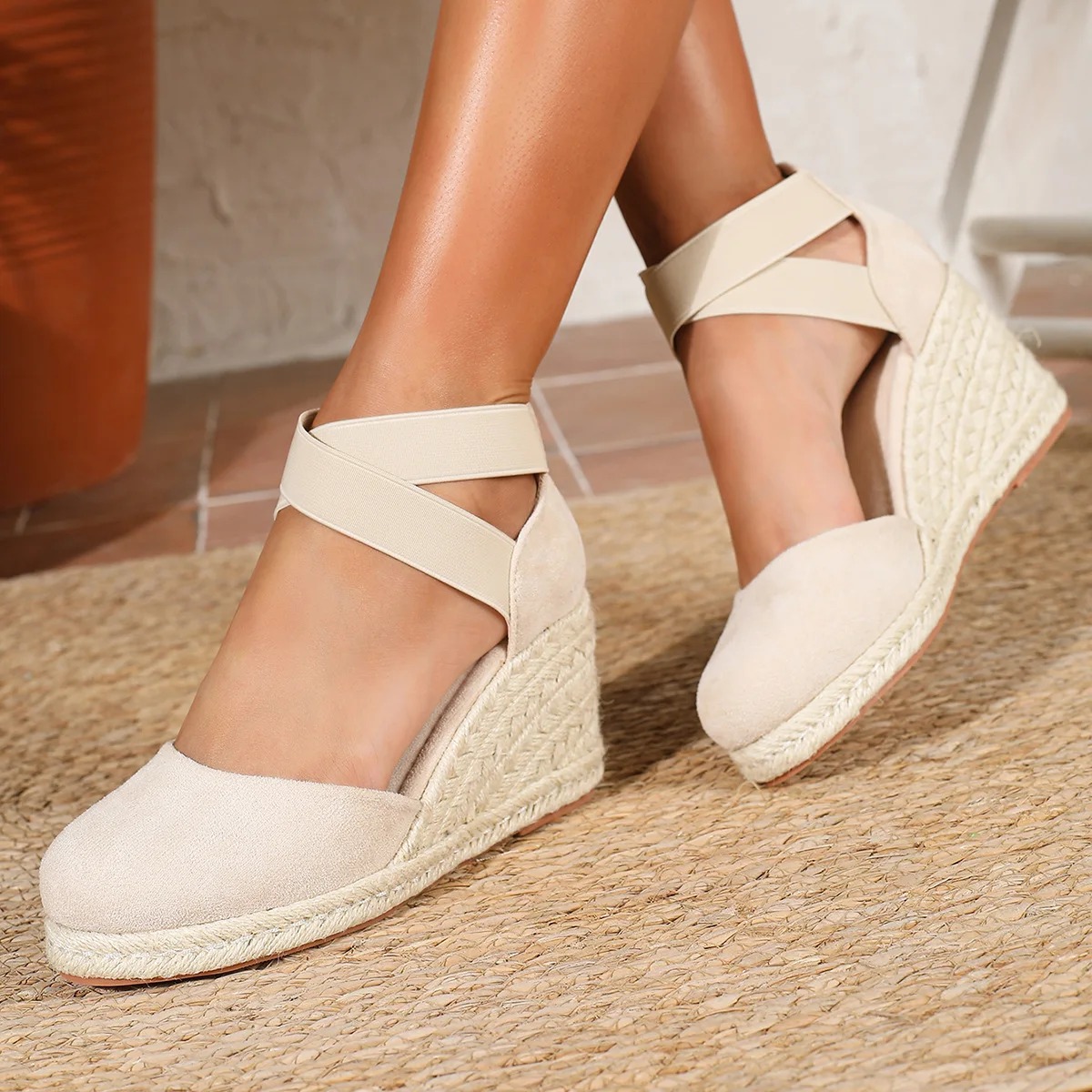 รองเท้าส้นเตารีดแบบสวมสำหรับผู - Wedge Espadrille Women บทวิจารณ์และราคา